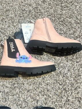 Girl’s primark stitch pink Chelsea boots. New! Size 3